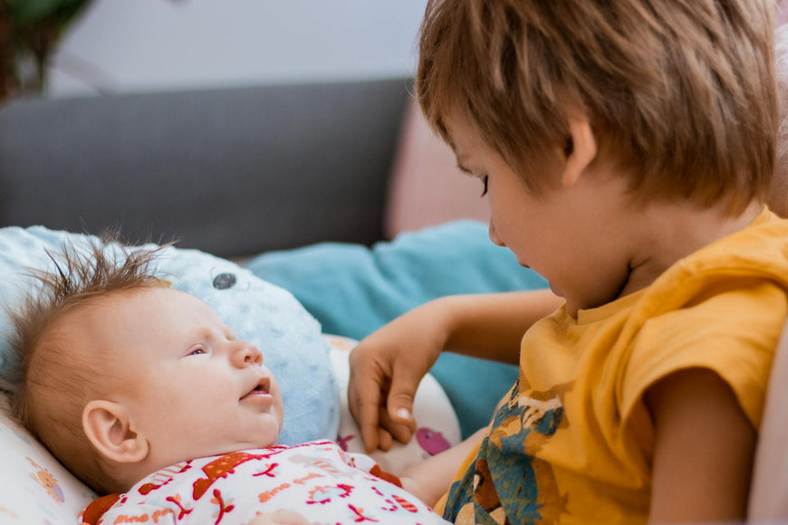 Preparing Siblings for a New Baby: Building Bonds and Easing Transitions
